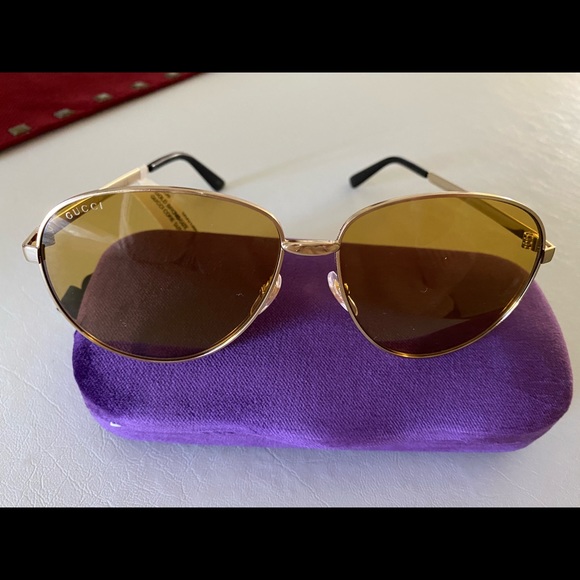 Gucci sunglasses main image 5